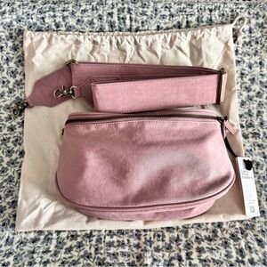 NWT Andar Waymaker Active